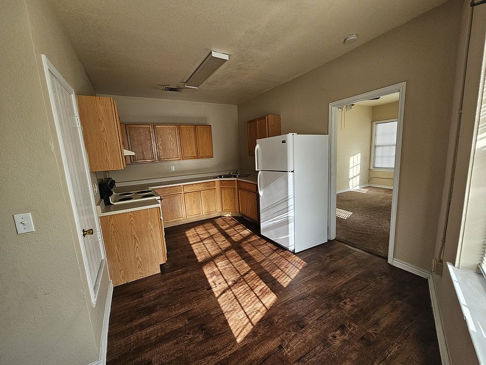 1st image of 354 E Southcross Blvd APT 1