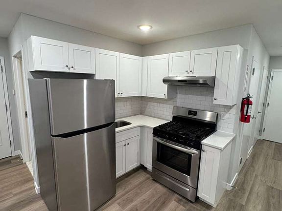 4th image of 198 Harrison St #1718