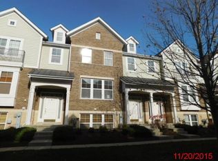 5586 Cambridge Way, Hanover Park, IL 60133