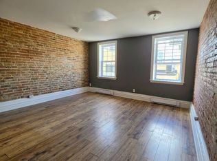 47 William St N #2, Kawartha Lakes, ON K9V 3Z9