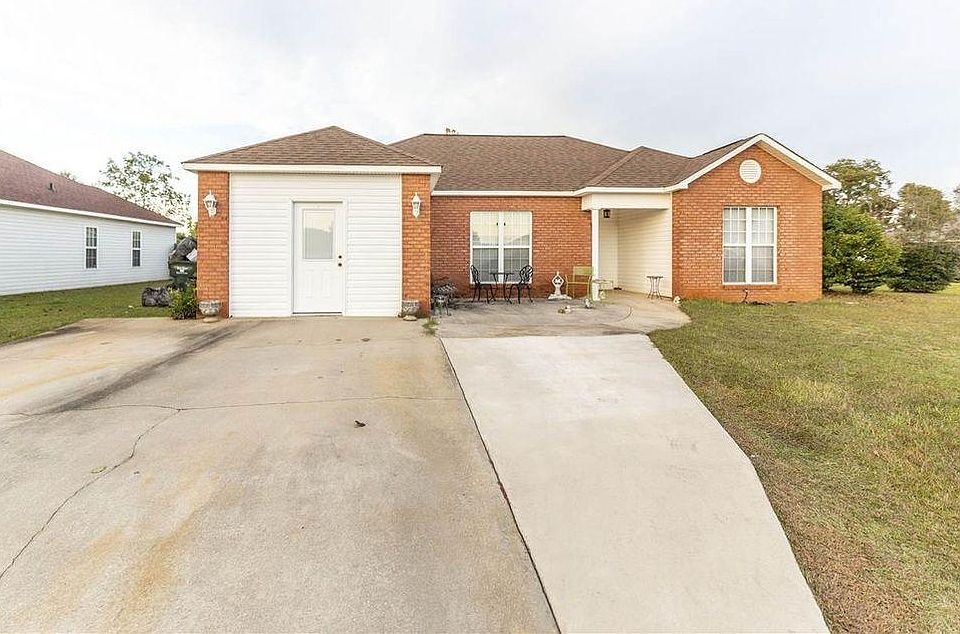 1st image of 300 Tyson Glen Dr