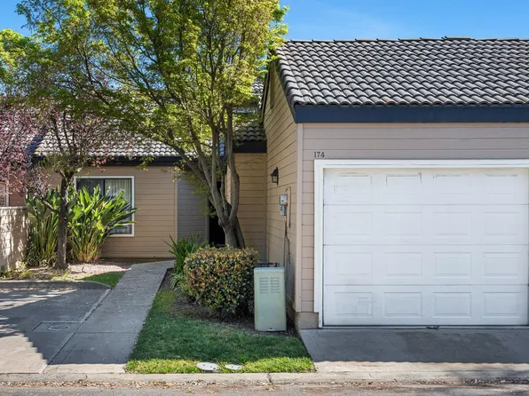 474 E Alluvial Ave Unit 174, Fresno, CA 93720