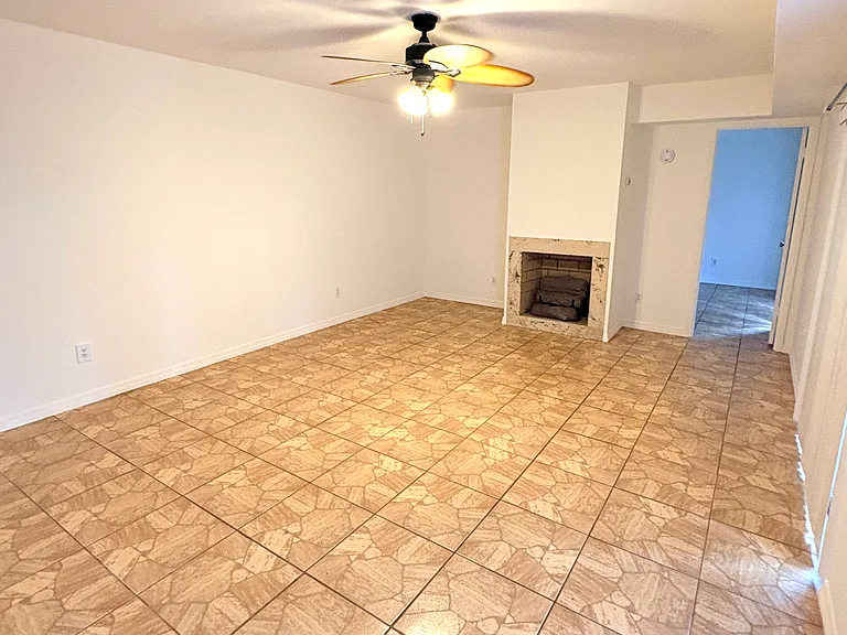 18 Cedar Dunes Dr — Photo 3