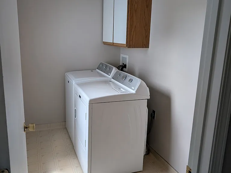 123 Lambert Ct — Photo 6