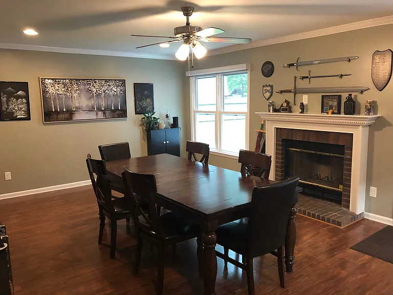 Dunn Family room2_09132019