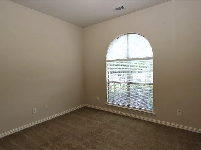 8902 Peach Oak Xing — Photo 17