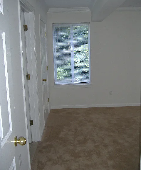 La Triumphe Apartments — Photo 31