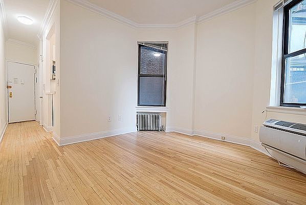 1st image of 330 W 46th St #2W