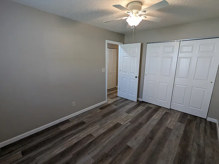 110 Weber Rd — Photo 13