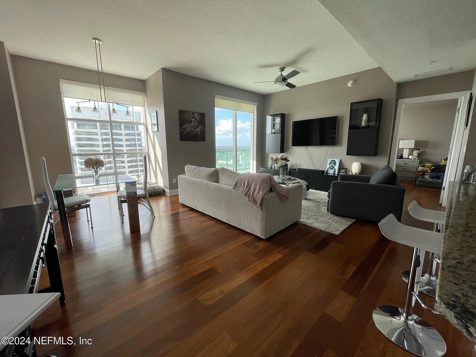 2 bed, 2.0 bath, 1515 sqft, $3,800 — Photo 3