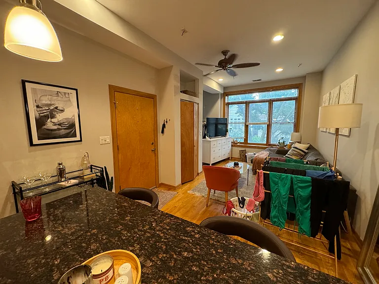 2620 N Dayton St #2F — Photo 8