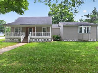 205 Mechanic St, Dundee, MI 48131