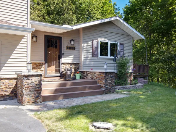 11446 Barnes Rd, Kewadin, MI 49648