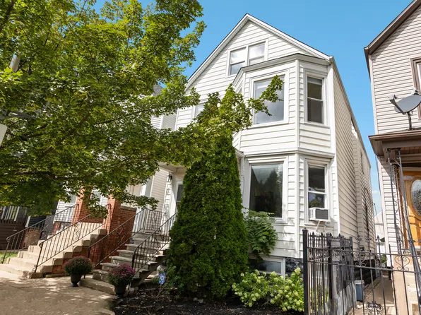 2952 N Wisner Ave, Chicago, IL 60618