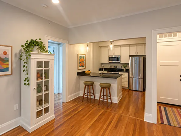 215 E Chestnut St, Asheville, NC