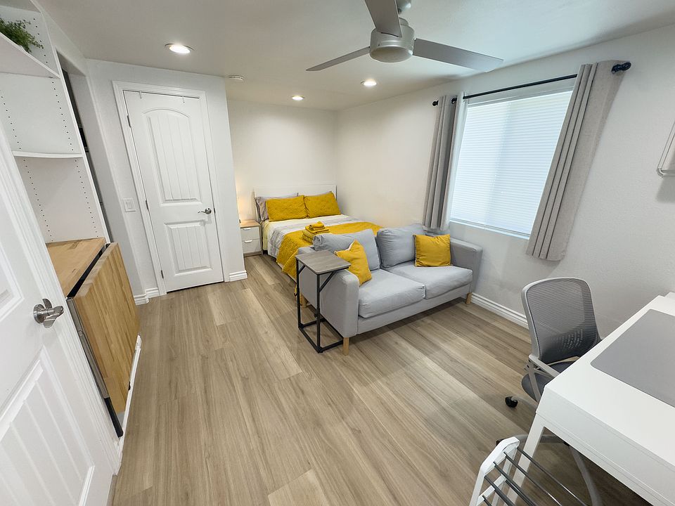 1st image of 11215 San Juan St #1