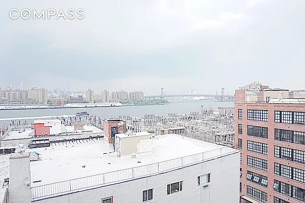 Rented by Compass | media 27