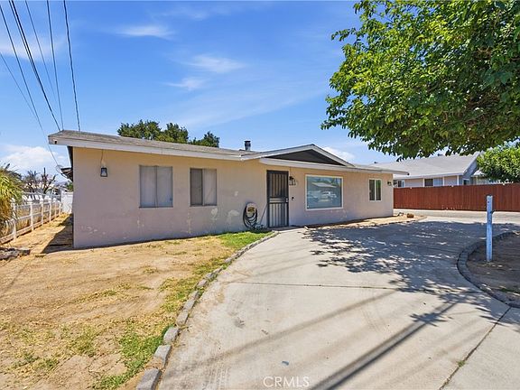 3rd image of 40672 Mayberry Ave