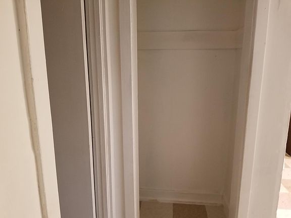 Closets 