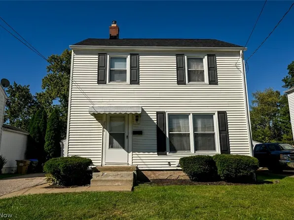2564 8th St, Cuyahoga Falls, OH 44221