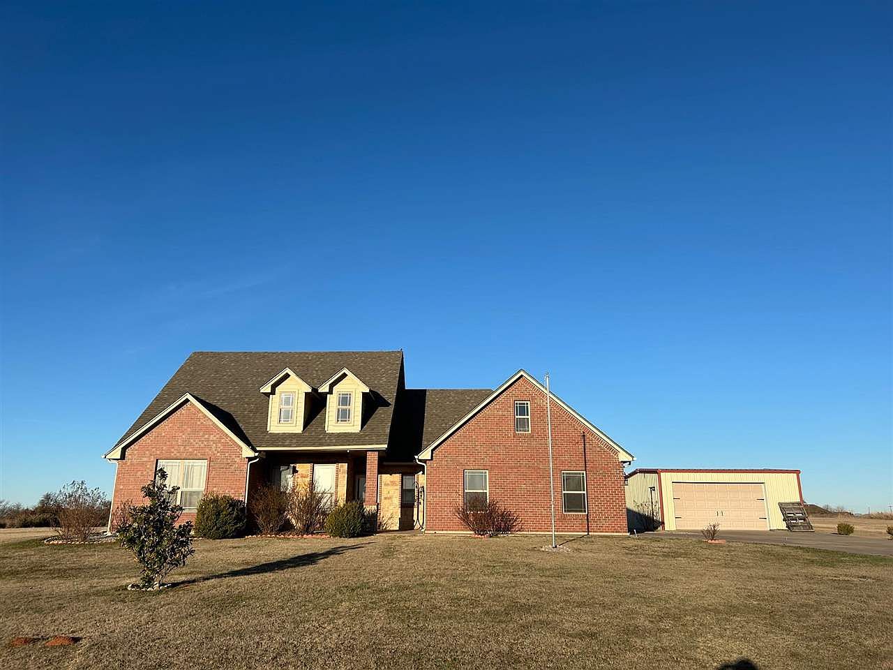 257 NE Coyote Dr, Fletcher, OK 73541 Zillow