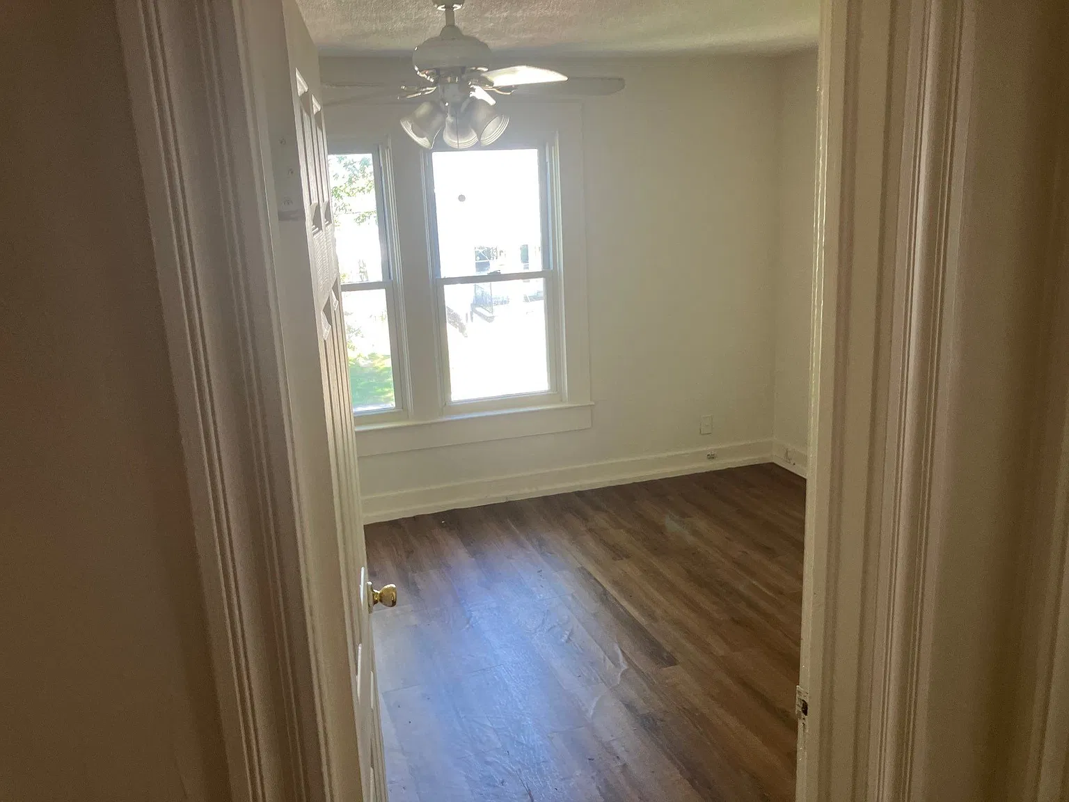 3 bed, 1209 sqft, $895 — Photo 2