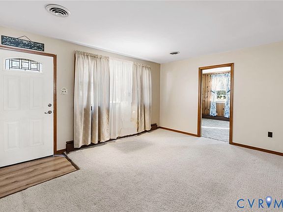 4th image of 1620 Silverwood Dr