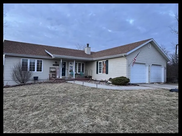 48532 Club Dr, Milan, MO 63556