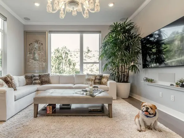 2770 Wright Ln, Los Angeles, CA 90068
