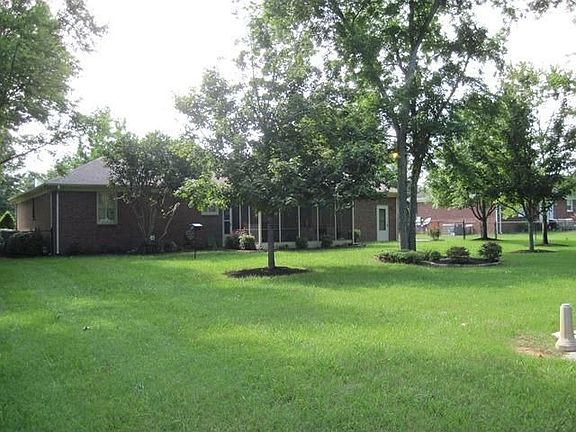 5th image of 2214 General Raines Dr