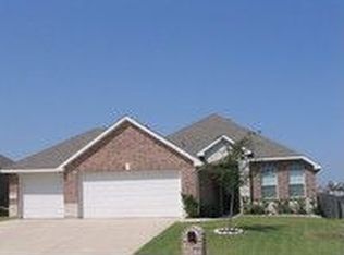 628 Briergate Dr, Oak Pt, TX 75068