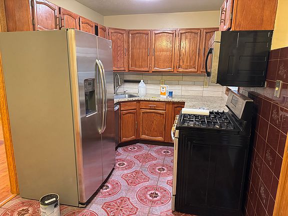 3rd image of 4030 18th St #4030