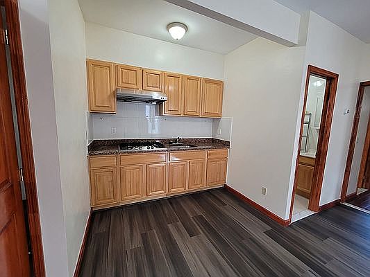 1st image of 7511 6th Ave Floor 2