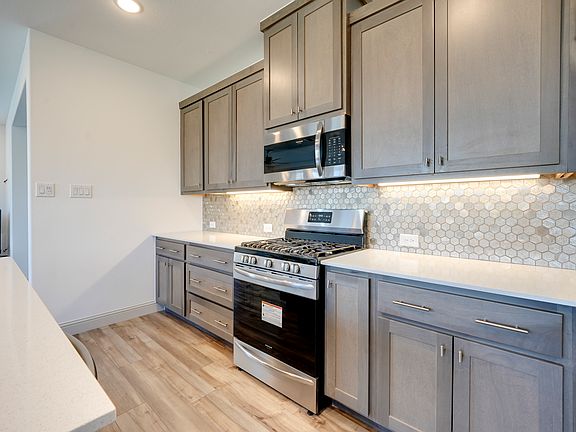 4th image of 3516 Zellwood Ln