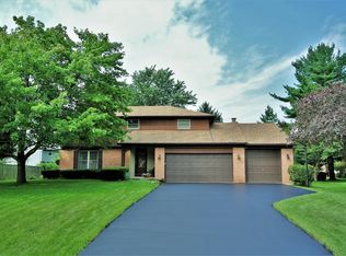 10121 Wellington Dr, Pickerington, OH 43147