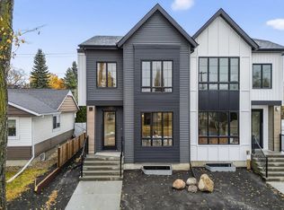 7711 95th Ave NW, Edmonton, AB T6C1X8