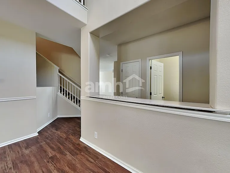 13725 Kearney St — Photo 7