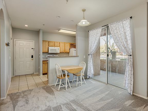 5th image of 2929 W Yorkshire Dr Unit 1030