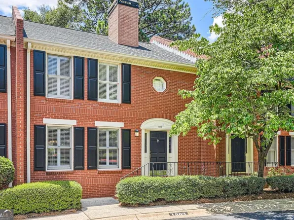 1803 Defoors Mill Ct NW, Atlanta, GA 30318