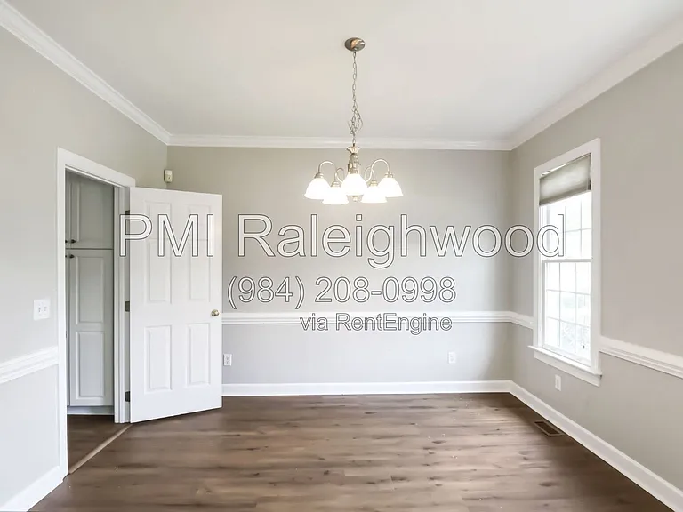 301 Perry Creek Dr — Photo 14