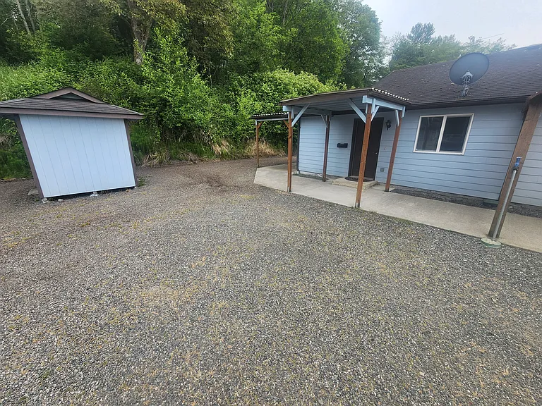 621 Sunnyside Blvd #C — Photo 4