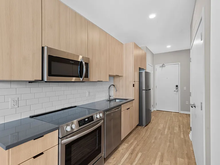 The Keystone Apartments — Photo 53