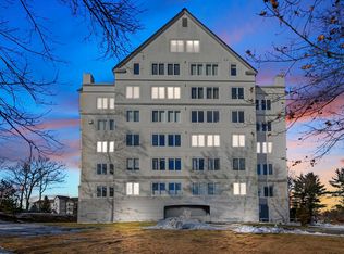 12 Mountain Laurels Dr APT 503, Nashua, NH 03062