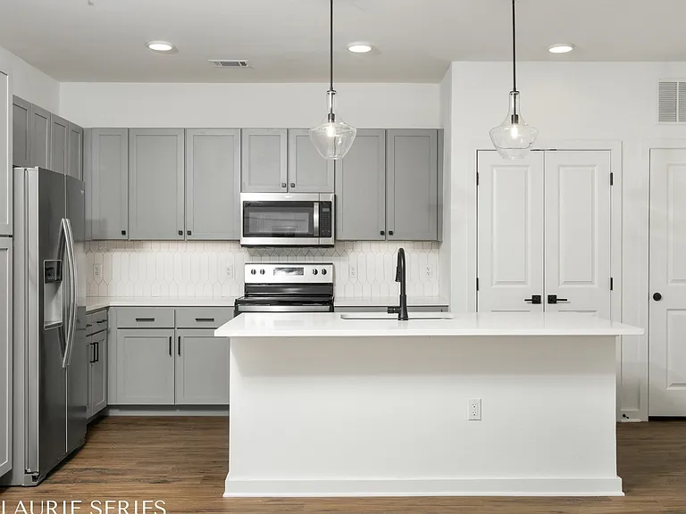 Laurie Series Kitchen