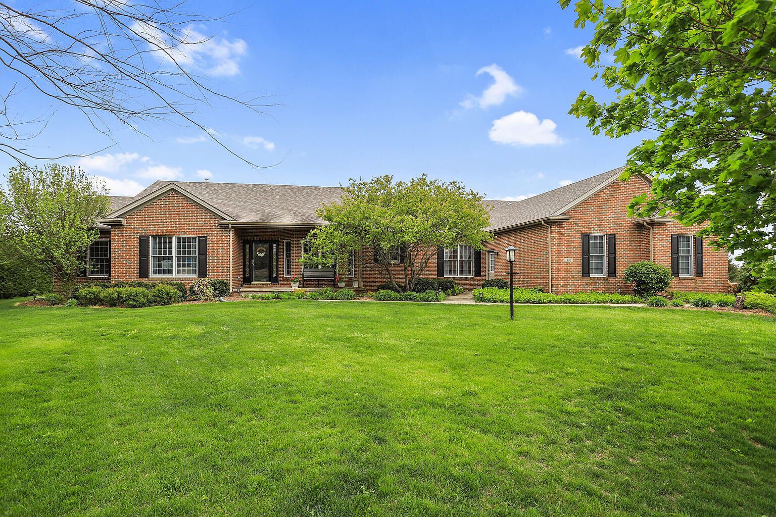 2805 Oakmont Ct, Champaign, IL 61821 Zillow