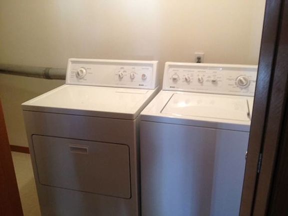 3rd image of 2344 Eastway Ave
