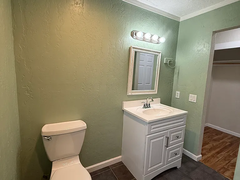 1045 Anzio St — Photo 14