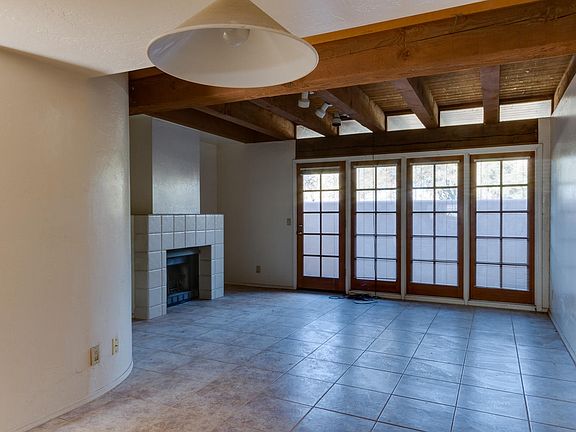 5th image of 1028 S Ash Ave APT 1