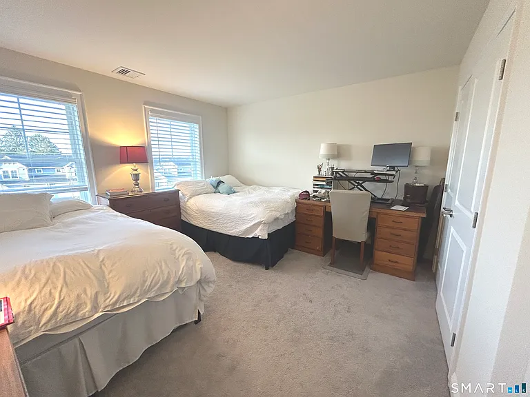 41 Park Ave #41 — Photo 23