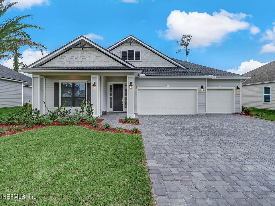1st image of 95067 PALM POINTE Drive N #0012